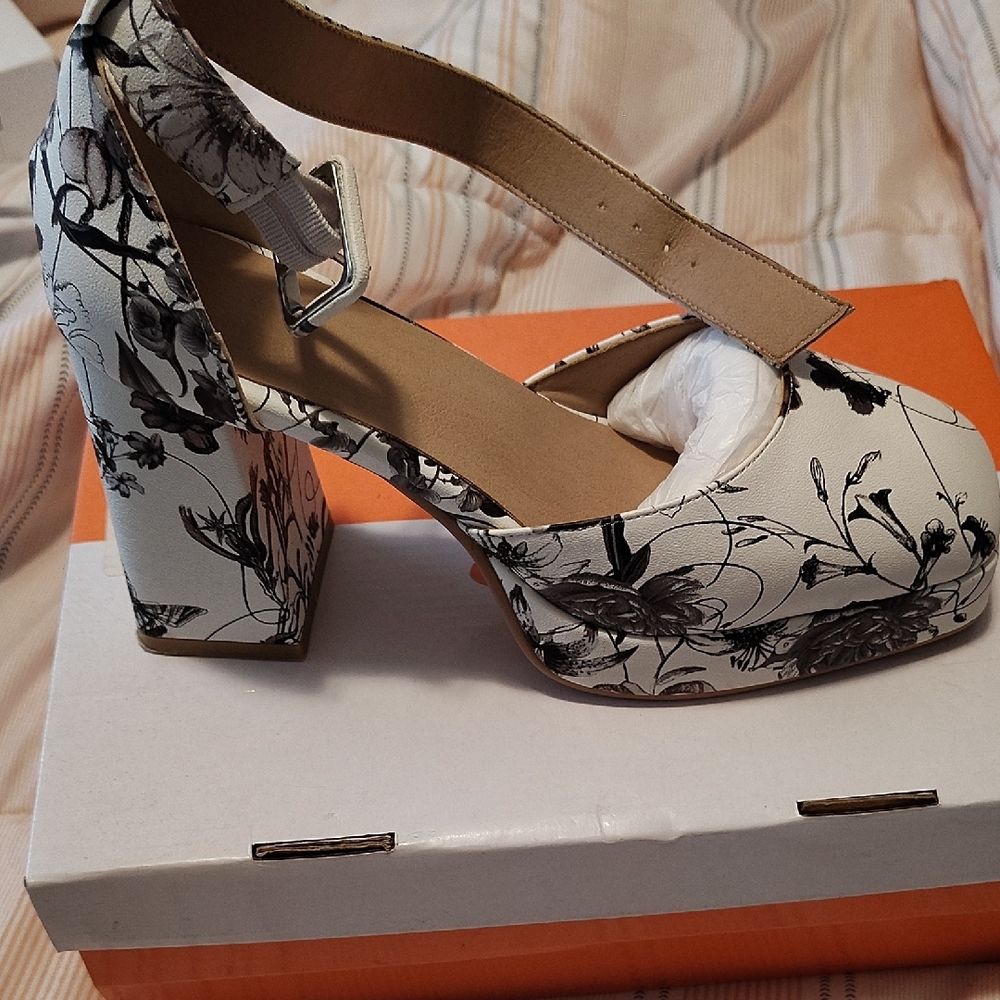 Elegant Floral Women's Block Heels